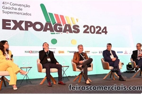 Expoagas, feira supermercadista - painel com lideranças empresariais gaúchas - feirascomerciais.com