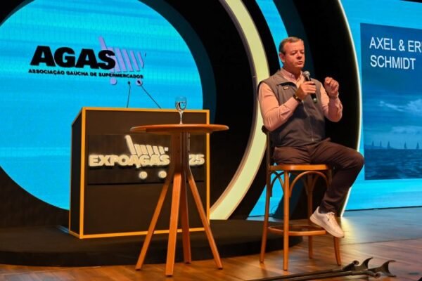 Lars Grael na Expoagas 2025 : palestra inspira trajetória de superação e resiliência