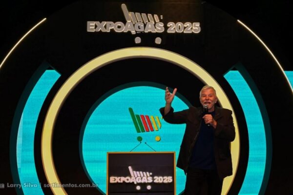 Feira Expoagas 2025 : Miguel Falabella abrirá o segundo dia de palestras na feira do setor supermercadista Miguel Falabella na Expoagas 2025 - feirascomerciais.com