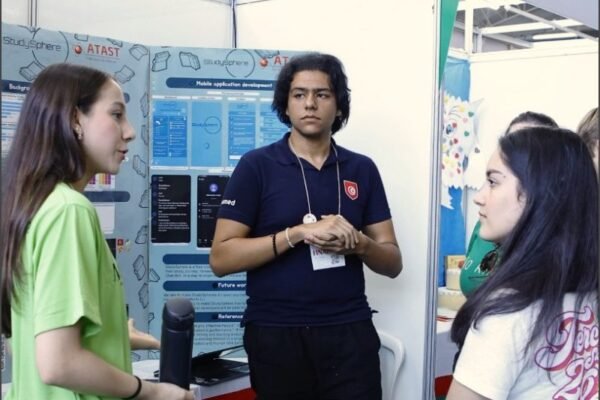 Mostratec-Liberato em Novo Hamburgo : maior feira de ciência e tecnologia da América Latina apresenta trabalhos em diversas áreas do conhecimento Mostratec-Liberato em Novo Hamburgo : maior feira de ciência e tecnologia da América Latina