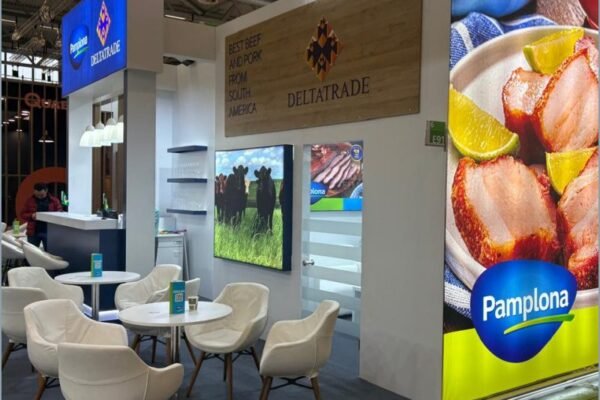 Pamplona Alimentos marca presença na Anuga 2025 e reforça expansão internacional, responsável por 50% da receita da companhia Pamplona Alimentos na Feira Anuga 2025 - Sortimento Feiras Comerciais