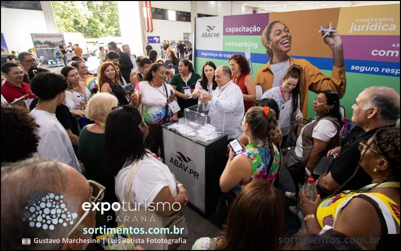 Expo Turismo Paraná 2026 : operadoras apresentam roteiros, tecnologia e oportunidades de negócios