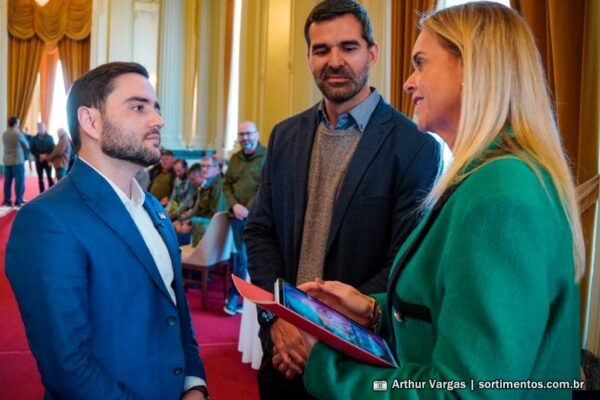 Geronto Fair 2026 em Gramado : Governador em exercício recebe convite oficial para a terceira edição da feira da longevidade
