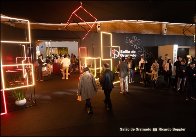 Salão de Gramado 2026 : feira da indústria moveleira e decoração recebeu 84 expositores, 4.060 visitantes e 22 importadores